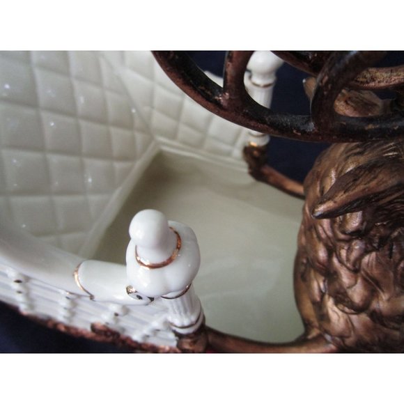 Intricate Reindeer Head Porcelain Ceramic Sleigh EUC Vintage Dillard's 1990's - Picture 9 of 16